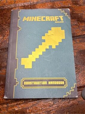 Minecraft Construction Handbook - Blue & Yellow